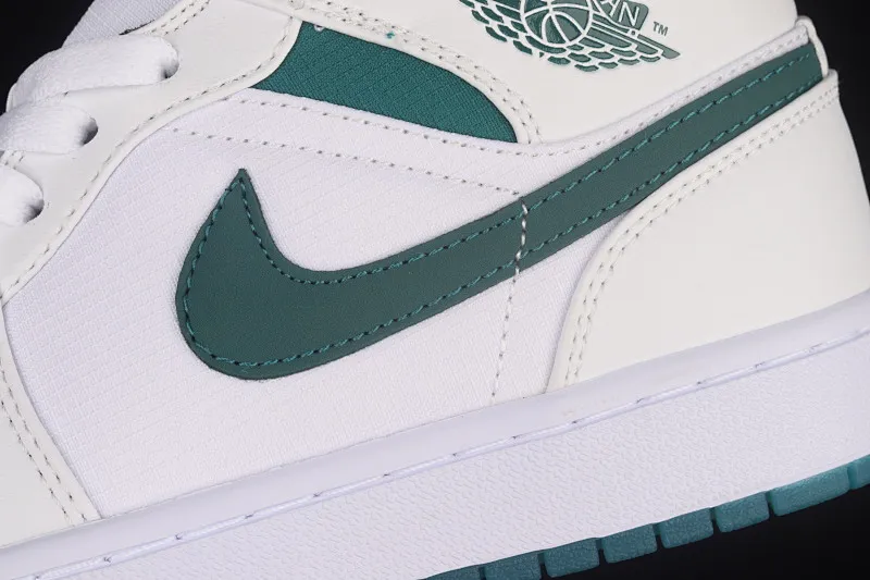 All categories Air Jordan Jordan series basketball shoes Air Jordan 1 Mid Differentiated versions Air Jordan 1 Mid "Mystic Green" AJ1 Joe 1 Mystic Green mid-top basketball shoes CD6859-103